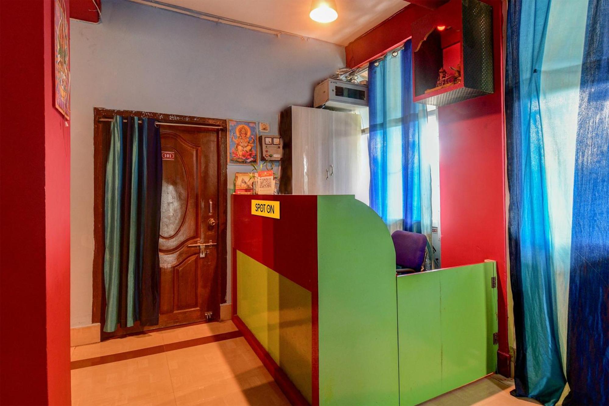 Oyo Flagship Pratikshya Guest House Baripada Экстерьер фото